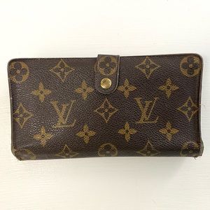 Used Louis Vuitton Authentic Monogram Wallet